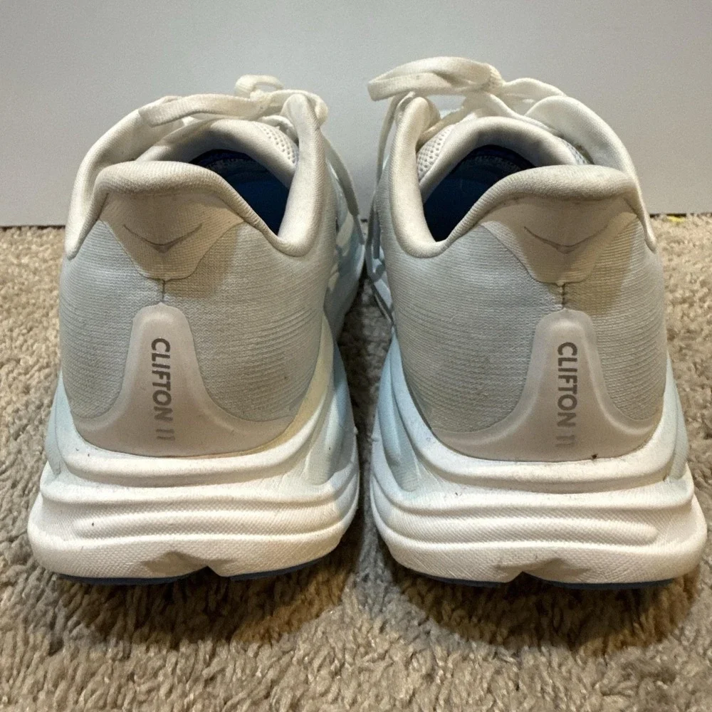 Hoka One One hoka one